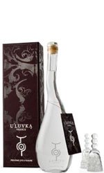 Uluvka - Signature Flp Gift Box 70cl Bottle